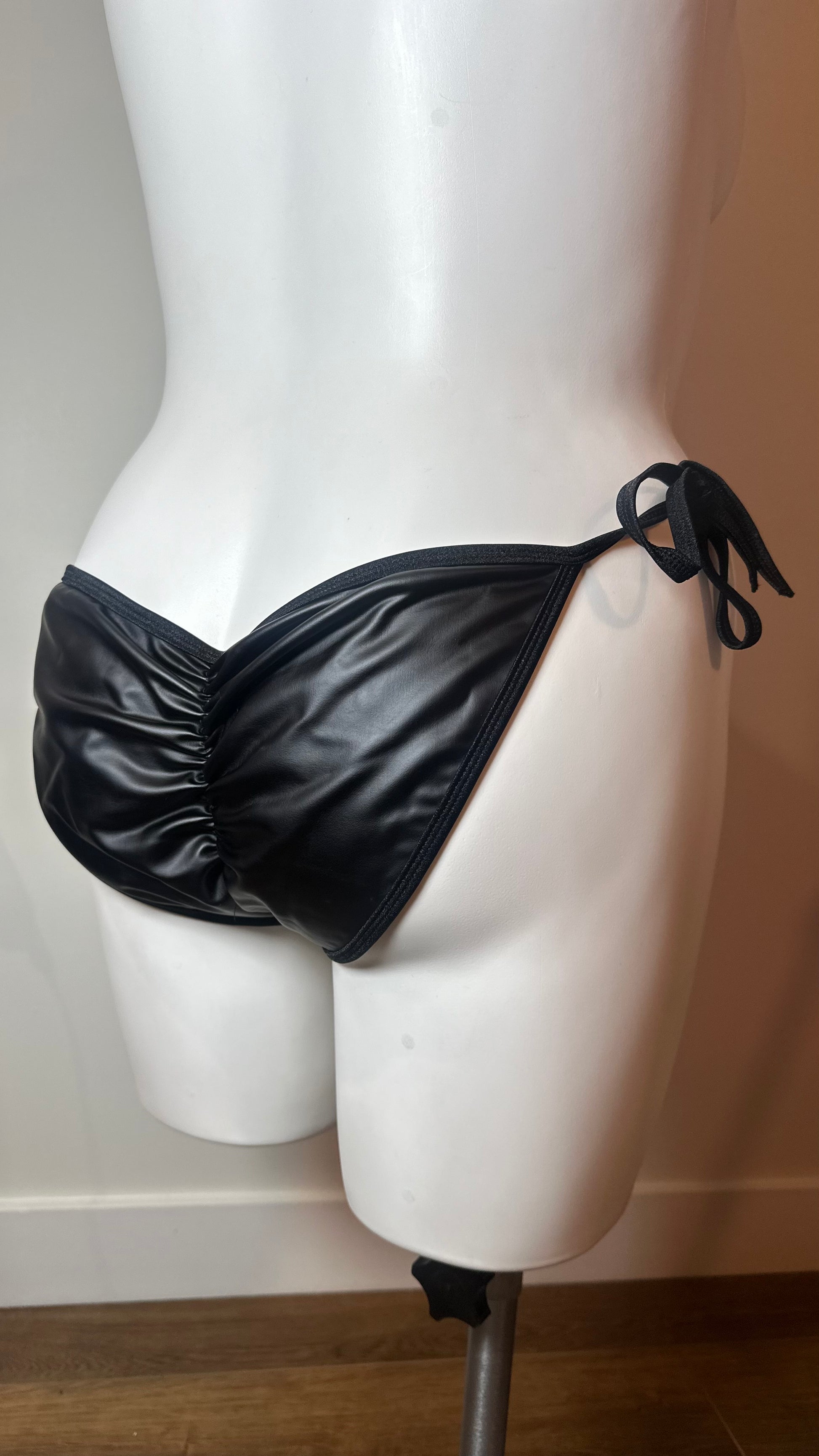 Wicked Scrunch Butt Bottoms